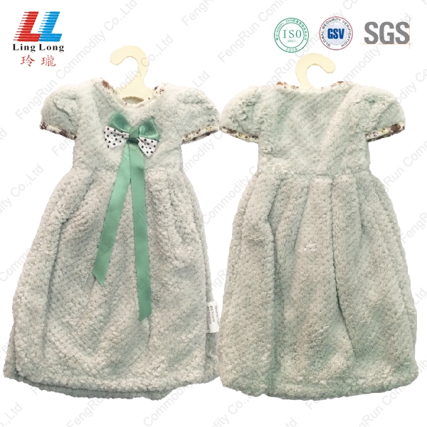 广元绿色裙子干手巾
